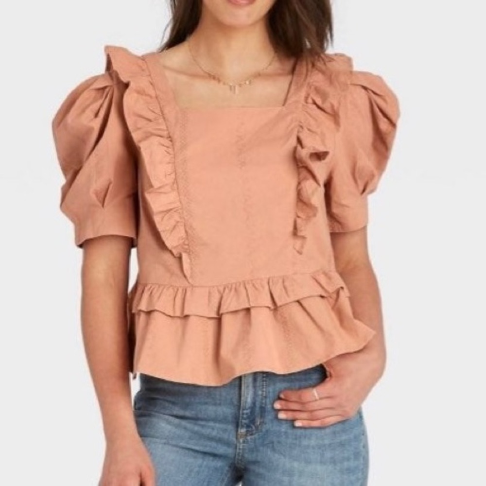 Universal Thread Medium Tan Ruffled Eyelet Blouse - image 1